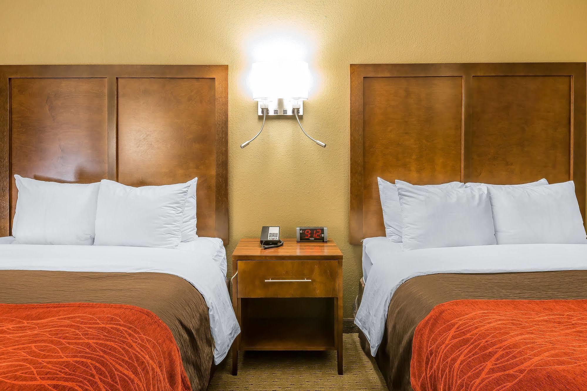 Comfort Inn & Suites Dalton Zewnętrze zdjęcie